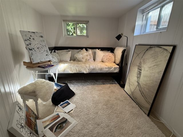 7909 9th Avenue SW, Seattle, WA 98106