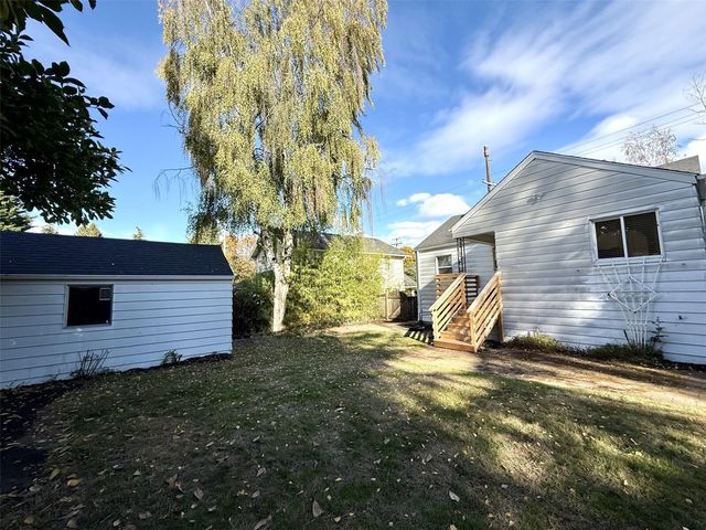 7909 9th Avenue SW, Seattle, WA 98106