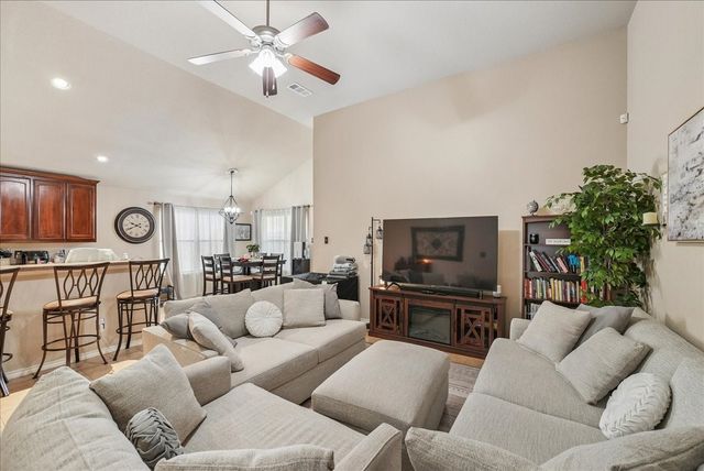 4037 Tiburon Street, Fort Worth, TX 76106