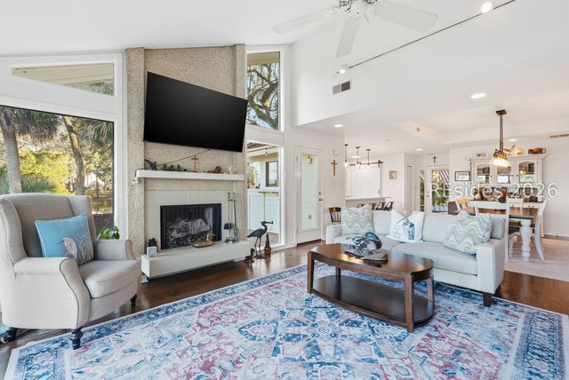 27 Stable Gate Rd, Hilton Head Island, SC 29926