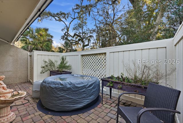 27 Stable Gate Rd, Hilton Head Island, SC 29926