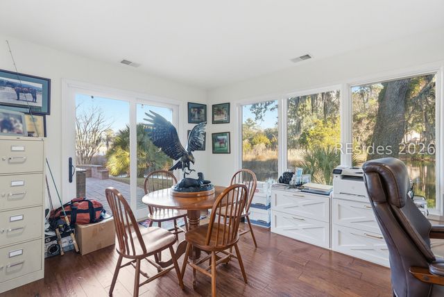 27 Stable Gate Rd, Hilton Head Island, SC 29926