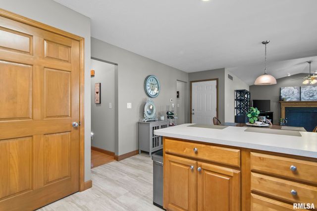 107 ASPEN Drive, Chatham, IL 62629