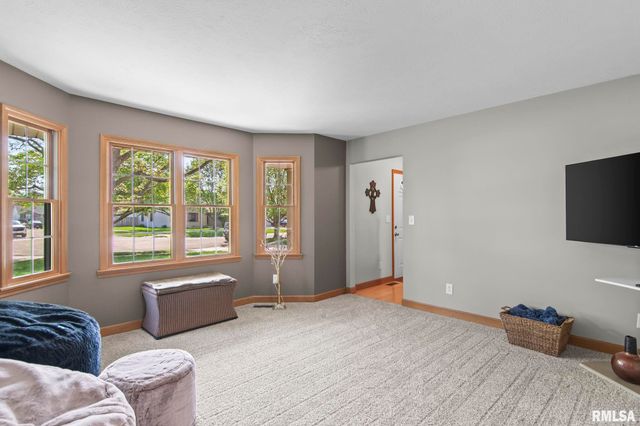 107 ASPEN Drive, Chatham, IL 62629