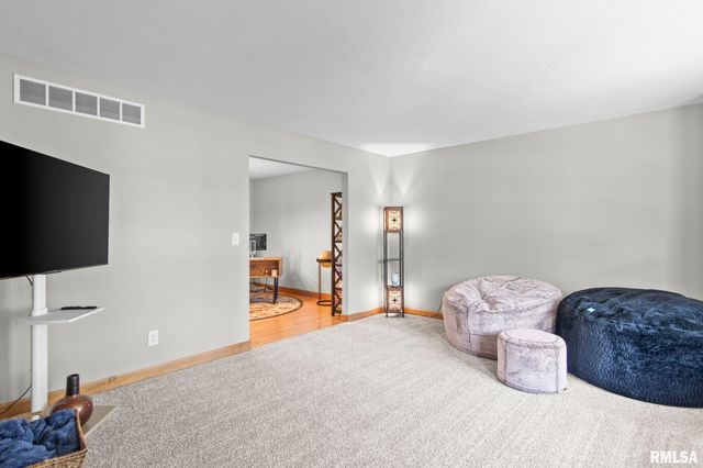 107 ASPEN Drive, Chatham, IL 62629