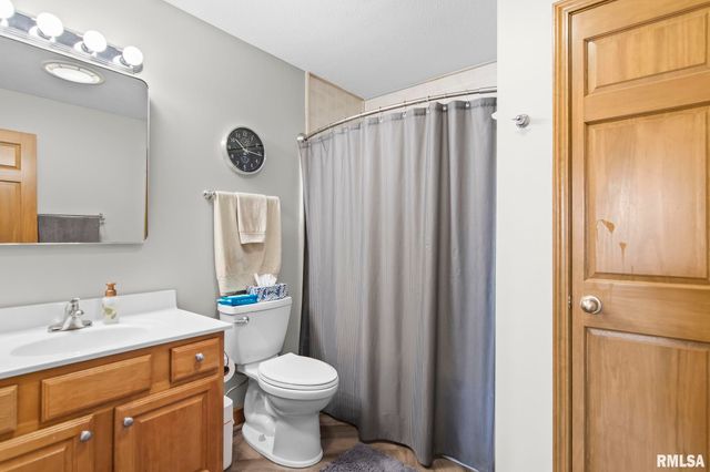 107 ASPEN Drive, Chatham, IL 62629