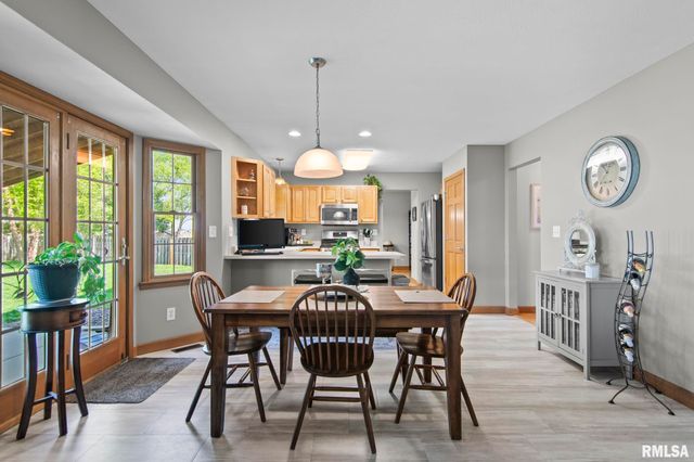107 ASPEN Drive, Chatham, IL 62629