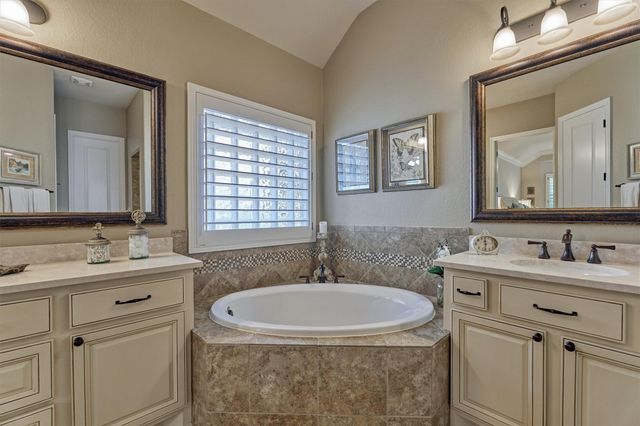 279 Rio Ranch Circle, Montgomery, TX 77316