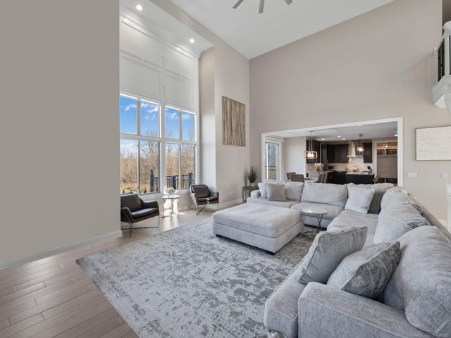 50155 N Anita Way, Macomb Twp, MI 48044