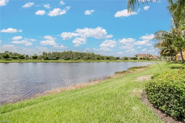 9514 Avellino WAY # 2116, Naples, FL 34113