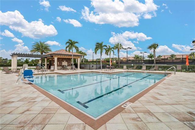 9514 Avellino WAY # 2116, Naples, FL 34113