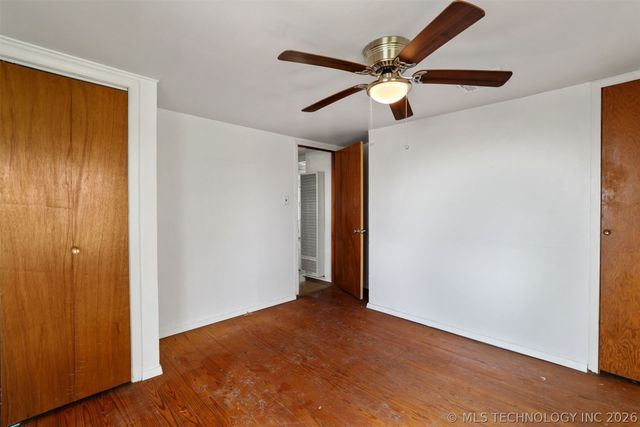 610 E McKennon, Calera, OK 74730