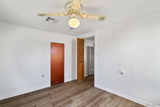 610 E McKennon, Calera, OK 74730