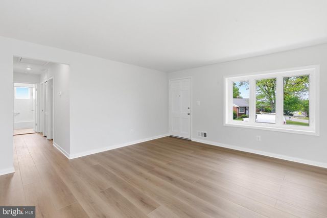 9005 PERRING PARK RD, Baltimore, MD 21234