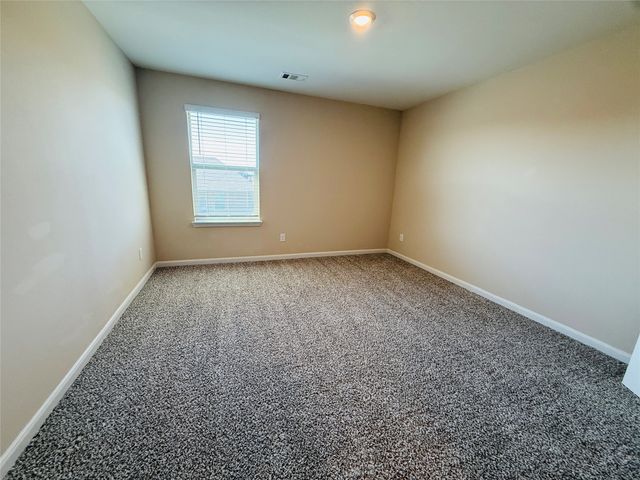 1044 Maidenhair Lane, Crowley, TX 76036