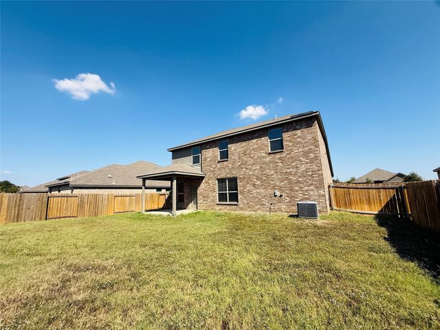 1044 Maidenhair Lane, Crowley, TX 76036