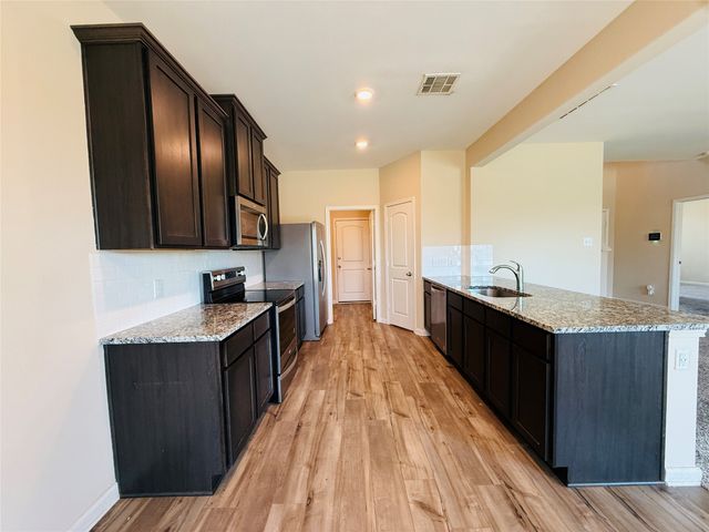 1044 Maidenhair Lane, Crowley, TX 76036