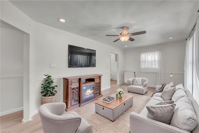 517 Norcum CIR, Portsmouth, VA 23701