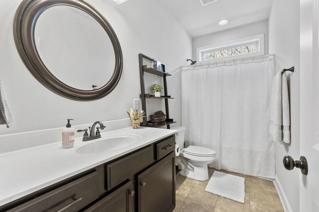 214 Whitman Aly, Clarksville, TN 37043