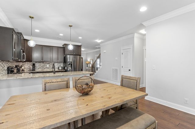 214 Whitman Aly, Clarksville, TN 37043