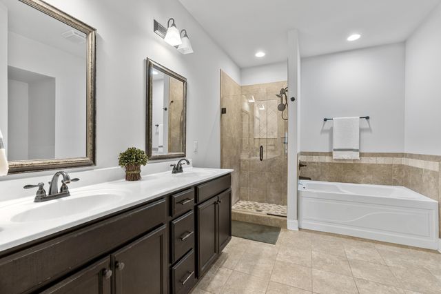 214 Whitman Aly, Clarksville, TN 37043