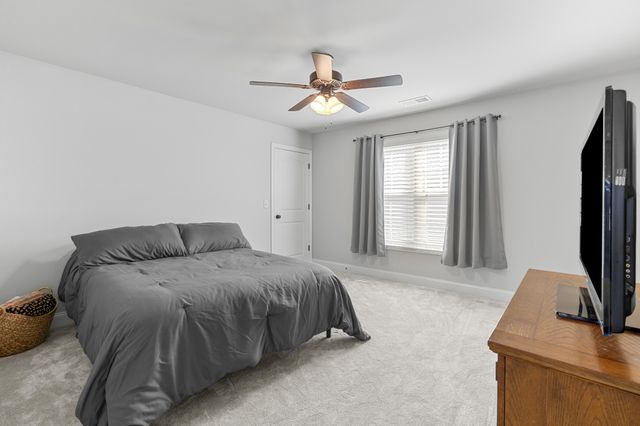 214 Whitman Aly, Clarksville, TN 37043