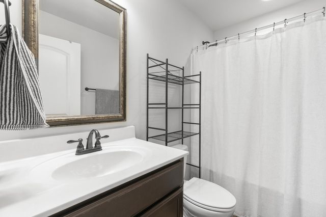 214 Whitman Aly, Clarksville, TN 37043