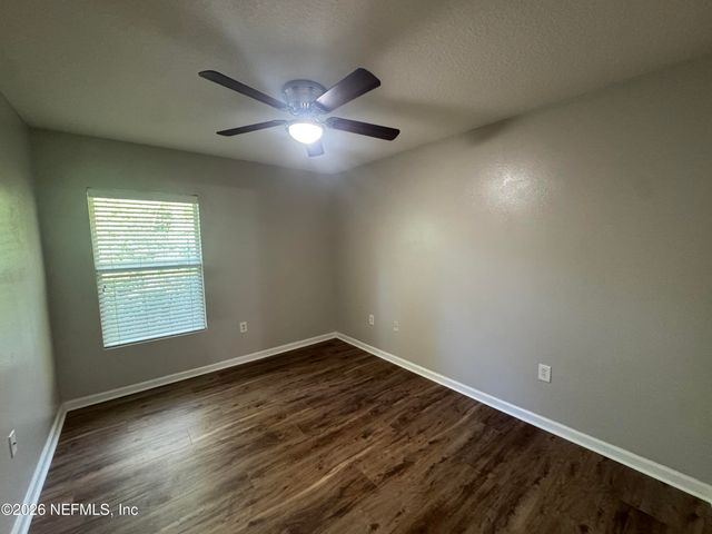 6099 MAGGIES Circle 114, Jacksonville, FL 32244