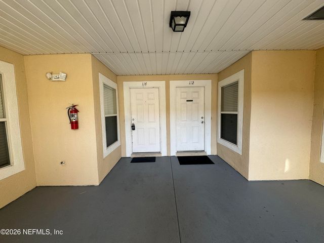 6099 MAGGIES Circle 114, Jacksonville, FL 32244