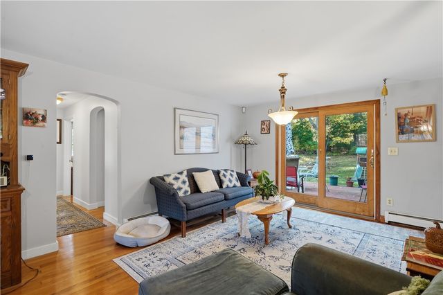 15 Woodland Road, Scituate, RI 02857