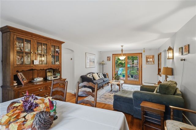 15 Woodland Road, Scituate, RI 02857