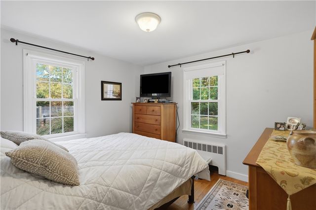 15 Woodland Road, Scituate, RI 02857