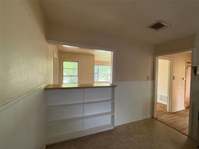 1602 SE 11th Avenue, Mineral Wells, TX 76067