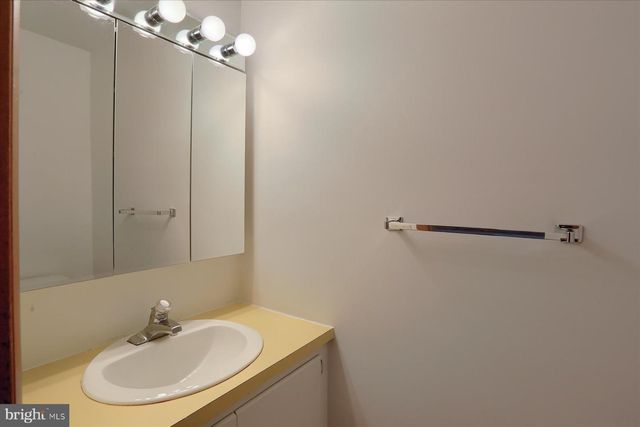 35 DOGWOOD CIR, Elizabethtown, PA 17022