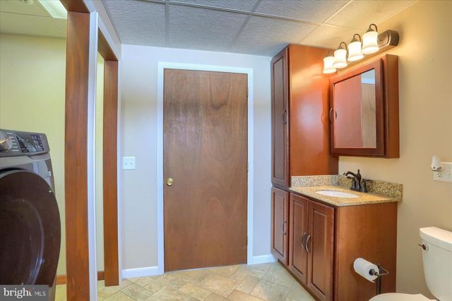 35 DOGWOOD CIR, Elizabethtown, PA 17022