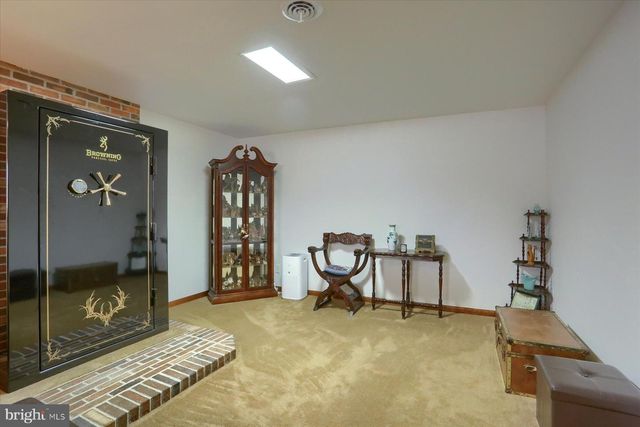 35 DOGWOOD CIR, Elizabethtown, PA 17022