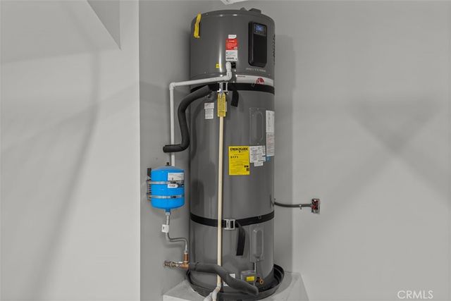 1095 N Harbor Boulevard, Anaheim, CA 92801