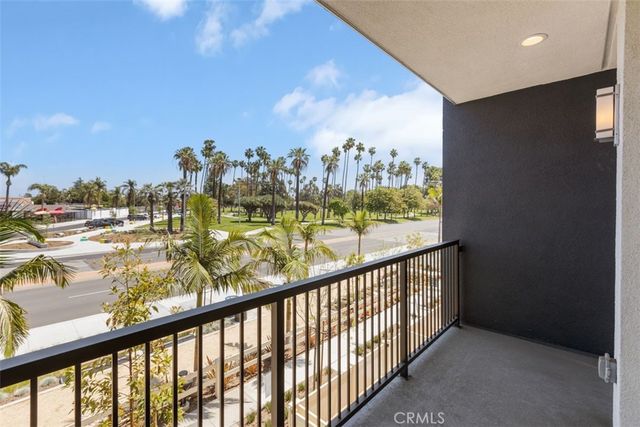 1095 N Harbor Boulevard, Anaheim, CA 92801