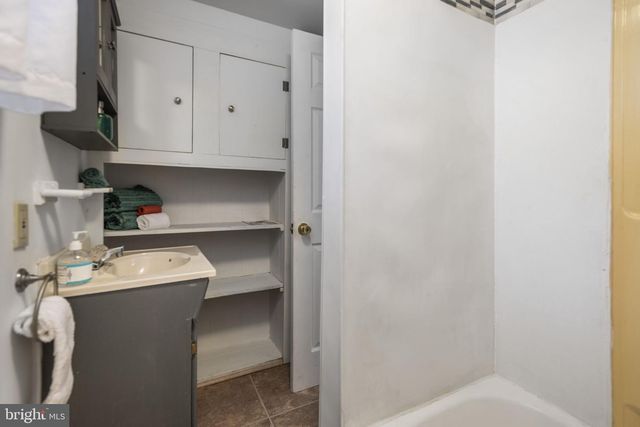 6402 MOYER AVE, Baltimore, MD 21206