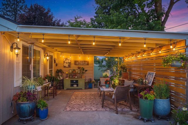 5124 N OAK St, Spokane, WA 99205