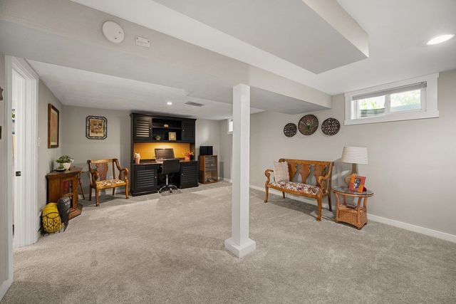 5124 N OAK St, Spokane, WA 99205