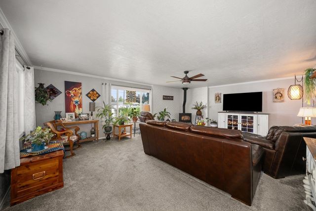 5124 N OAK St, Spokane, WA 99205