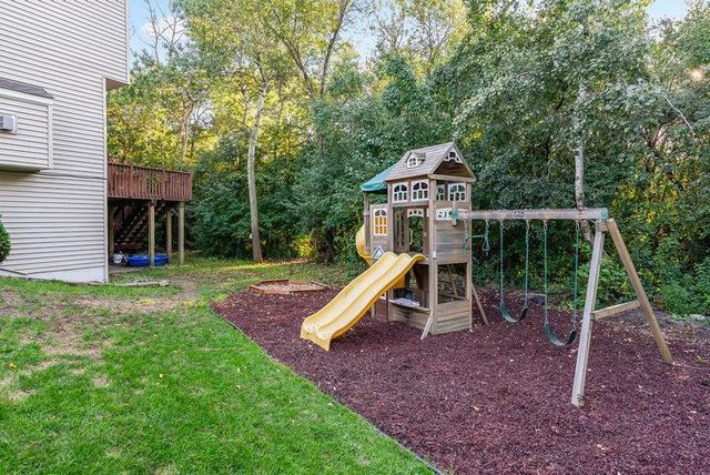 9737 Greenspruce Court N, Brooklyn Park, MN 55443