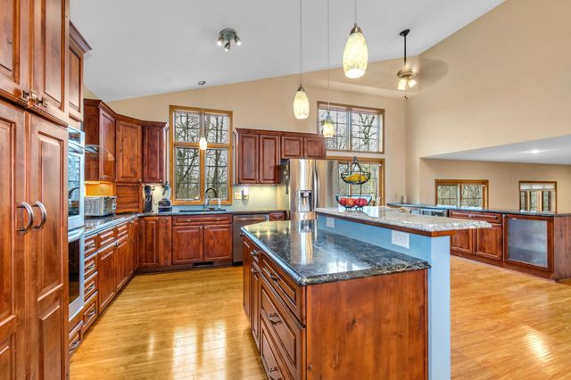 9737 Greenspruce Court N, Brooklyn Park, MN 55443