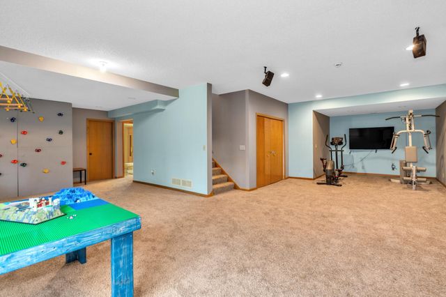 9737 Greenspruce Court N, Brooklyn Park, MN 55443