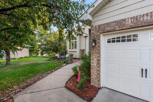 9737 Greenspruce Court N, Brooklyn Park, MN 55443