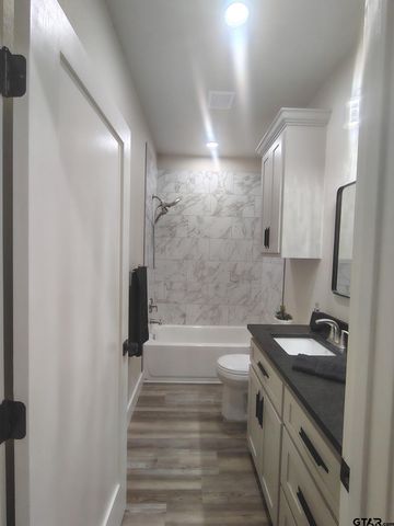 118 Primrose Path, Holly Lake Ranch, TX 75765