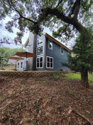 118 Primrose Path, Holly Lake Ranch, TX 75765