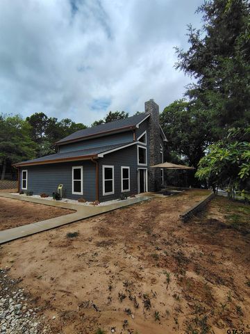 118 Primrose Path, Holly Lake Ranch, TX 75765