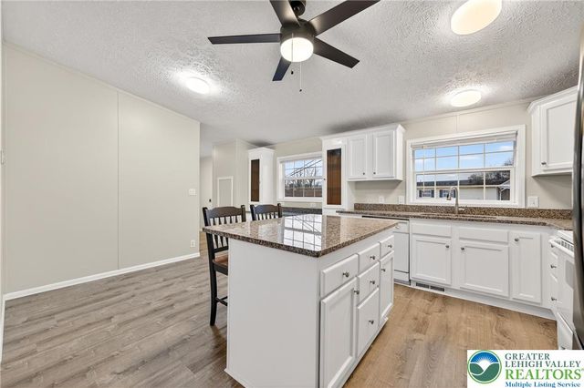 1190 Grange Road K5, Upper Macungie Twp, PA 18106